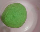 Foto langkah ke 4 dari resep Roti sobek pandan kukus.