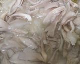 Foto del paso 4 de la receta: Butifarra "esparracada" encebollada con gírgolas a la sidra
