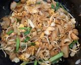 Foto langkah ke 7 dari resep Kwetiau Goreng ala Pontianak.