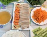 Hình bước làm 2 của món Thịt luộc cuốn bánh tráng