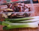 Shiitake gombás pirított tészta recept fázis 1 fotója