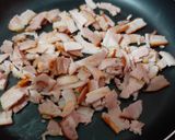 Foto del paso 2 de la receta: Garbanzos con tocino y espinaca