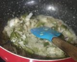 A picture of step 5 of Maggi Calzones: Mexican Style.