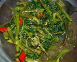 Foto langkah ke 3 dari resep Kangkung saus tiram.
