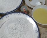 A picture of step 1 of Balu shahi.