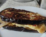 Foto del paso 8 de la receta: Sándwich de berenjena🍆con pera y queso🧀🍯🧅🍐