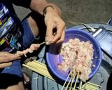 Foto langkah ke 2 dari resep Sate Ayam Dan Jagung Bakar.