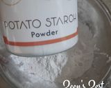 A picture of step 1 of Fried Bombay Duck with Potato flour.