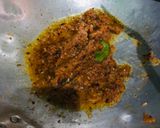 Foto langkah ke 3 dari resep Ceker Ayam Lunak Pedas Manis.