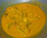 Foto langkah ke 5 dari resep Gulai Ayam Labu Parang.