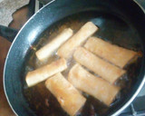 A picture of step 3 of Spring roll.