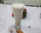 A picture of step 2 of Almond Milk.
