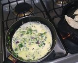 Foto del paso 3 de la receta: Pollo al verdeo con zanahorias y choclo