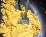 A picture of step 2 of Besan laddu (magaj).