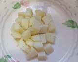 Foto del paso 5 de la receta: Ensalada de Atún con papas rúcula cebolla, Huevos y cherry
