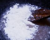 চিনির নারকেল নাড়ু (chinir narkel naru recipe in Bengali) রেসিপি ধাপ - 3 ছবি