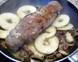 Foto del paso 7 de la receta Solomillo en salsa de manzana