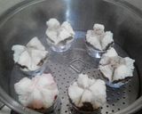 Foto langkah ke 4 dari resep Bolu Kukus Mekrok Tanpa Soda.