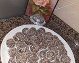 صورة لخطوة 4 من وصفة حلوة البيض المسلوق رائعة 👌🥧🍪😋