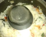 Foto langkah ke 3 dari resep Nasi Bekepor Khas Kalimantan Timur.