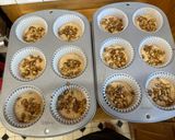 A picture of step 4 of Easy Banana Nut Muffins.