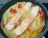 Une image de l'étape 3 de Saumon aux tagliatelles.