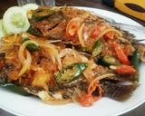 Foto langkah ke 7 dari resep Mujaer Pedas Manis Simple Ala Ny. Intan Dwi.