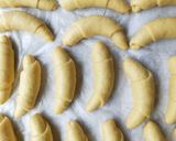 Foto langkah ke 1 dari resep Roti Manis 😋.
