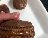 Pas rețetă Macarons cu caramel/ciocolată 14 fotografie