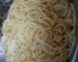 A picture of step 5 of Chicken n mix vegetables Chowmein 😋👍.