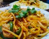 Easy_CHIKEN_Chow_Mein recipe step 8 photo