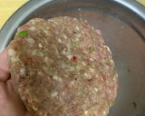 A picture of step 4 of Homemade Beef Burger Patties.