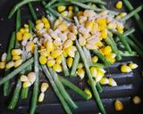 Foto langkah ke 1 dari resep Sauteed Green Beans and Corn / Tumis Baby Buncis dan Jagung.