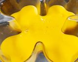 A picture of step 4 of Mango Custard.