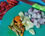 Foto langkah ke 2 dari resep Ikan salem tim.