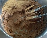 Hình bước làm 2 của món Gingerbread Bundt Cake
