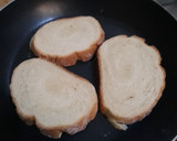 Foto langkah ke 3 dari resep Garlic Bread.
