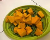 Foto langkah ke 1 dari resep Kacang panjang labu santan.