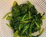 Hình bước làm 1 của món Cải bó xôi xào trứng