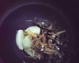 Gambar langkah 4 resipi Petola Masak Bening.