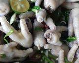 Hình bước làm 4 của món Chân gà ngâm sả tắc