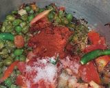 A picture of step 1 of Hara Chana Biryani.