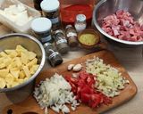 Otthon melege gulyásleves 🍲 recept fázis 1 fotója