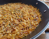 Foto del paso 10 de la receta: Fideuá de fessolets con panceta ibérica salteada