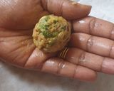 A picture of step 6 of Schezwan Noodles Pakoda.