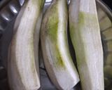 A picture of step 1 of Raw banana masala chips.