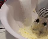 صورة لخطوة 3 من وصفة كيكة الكرز رائعة وسهلة 🍒