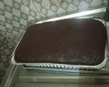 A picture of step 1 of Cake parfait.