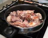 Foto del paso 5 de la receta: Conejo y pollo confitados