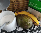 Foto del paso 1 de la receta: Batido energético de aguacate y plátano